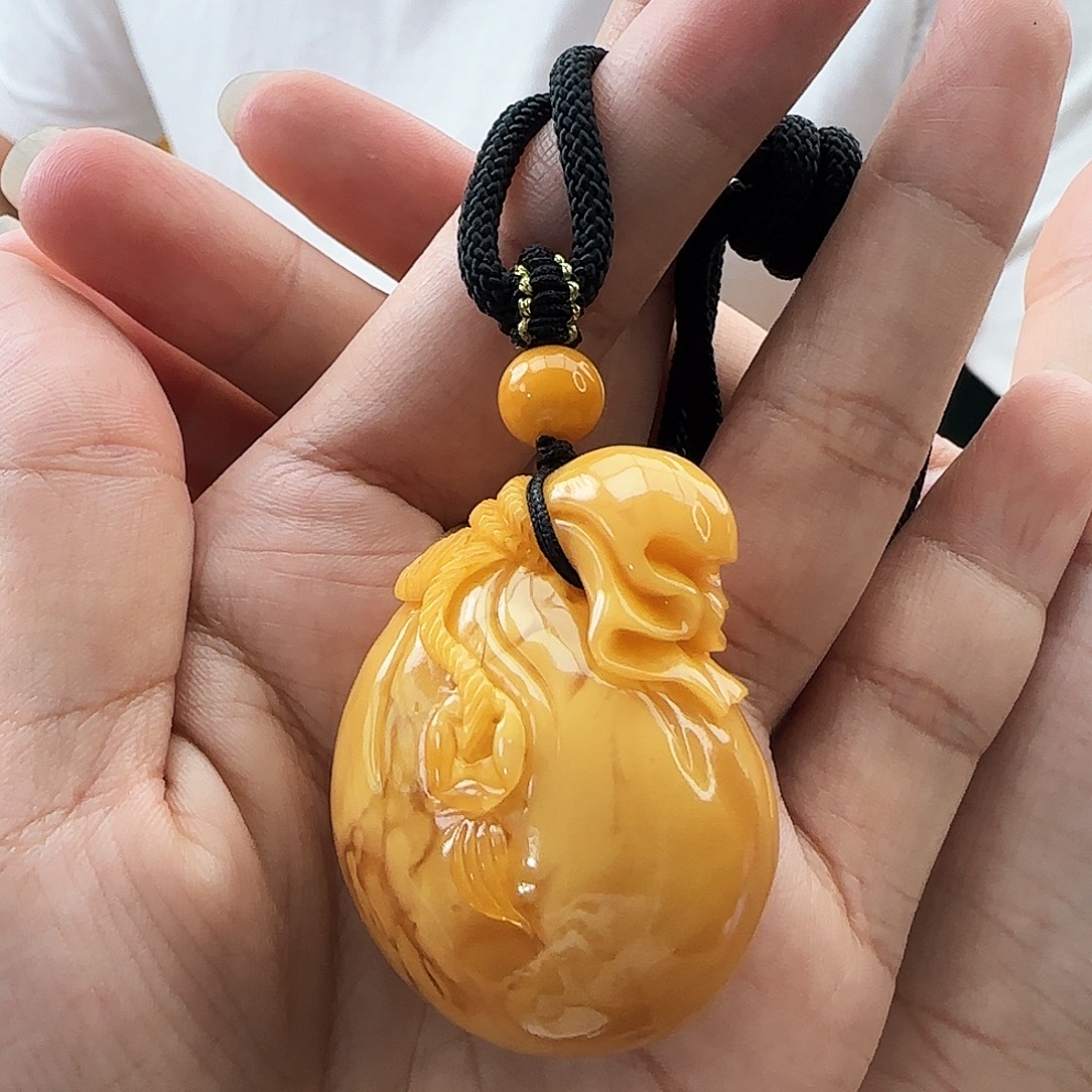 琥珀颈饰未镶嵌吊坠