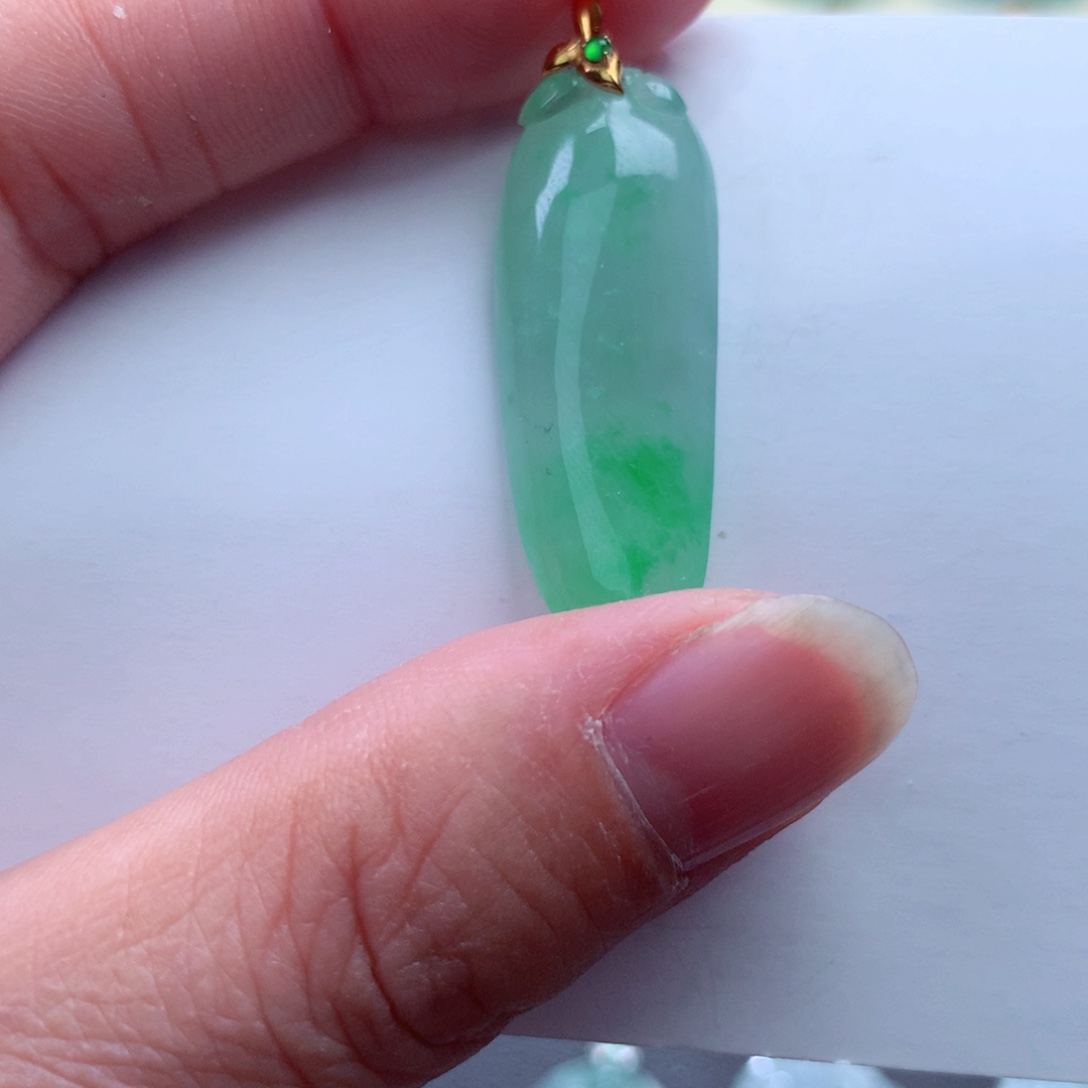 翡翠吊坠(不含链)18K金镶嵌