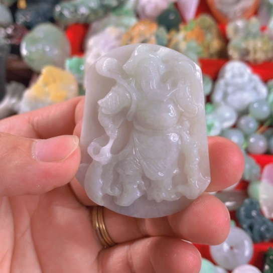 翡翠项链未镶嵌翡翠关公