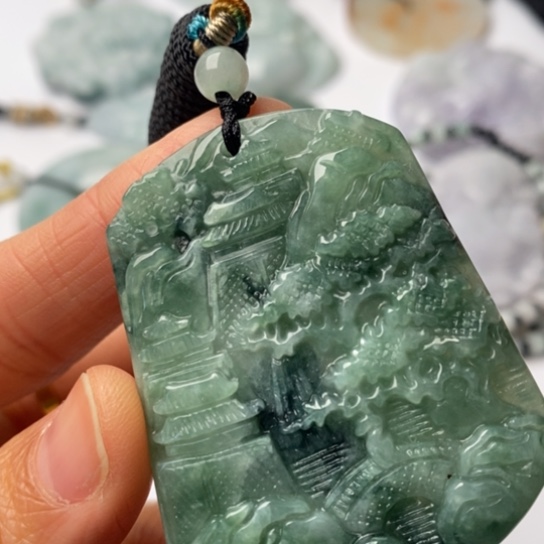 翡翠未镶嵌挂件翡翠