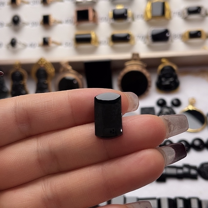 1***…翡翠未镶嵌戒指翡翠