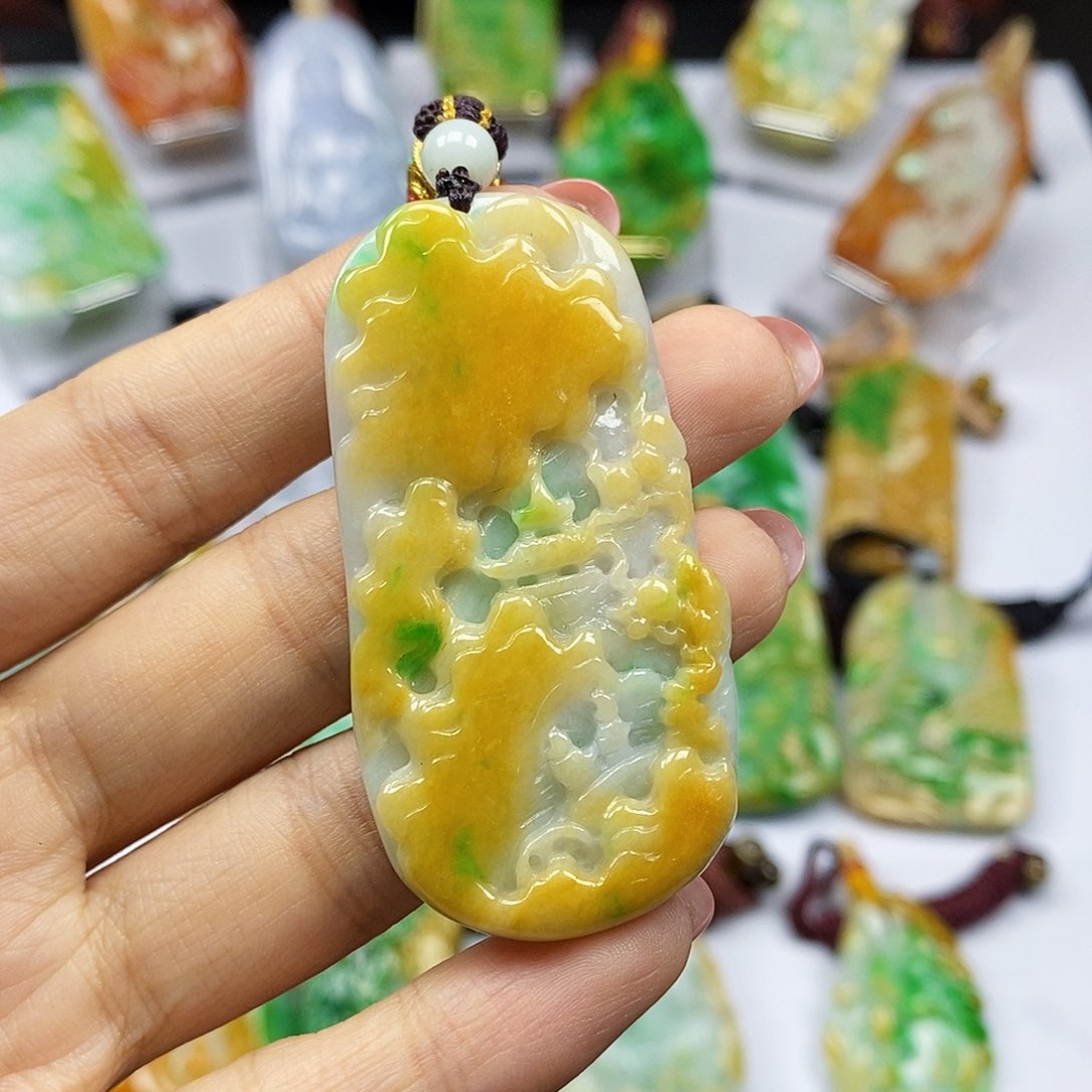 颈饰未镶嵌翡翠天然翡翠A货