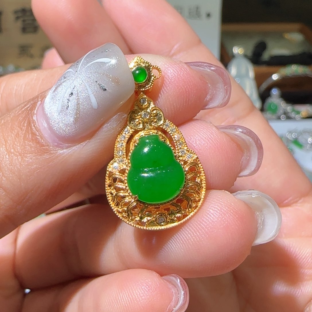 【闪购商品】翡翠颈饰18K金镶嵌缅甸