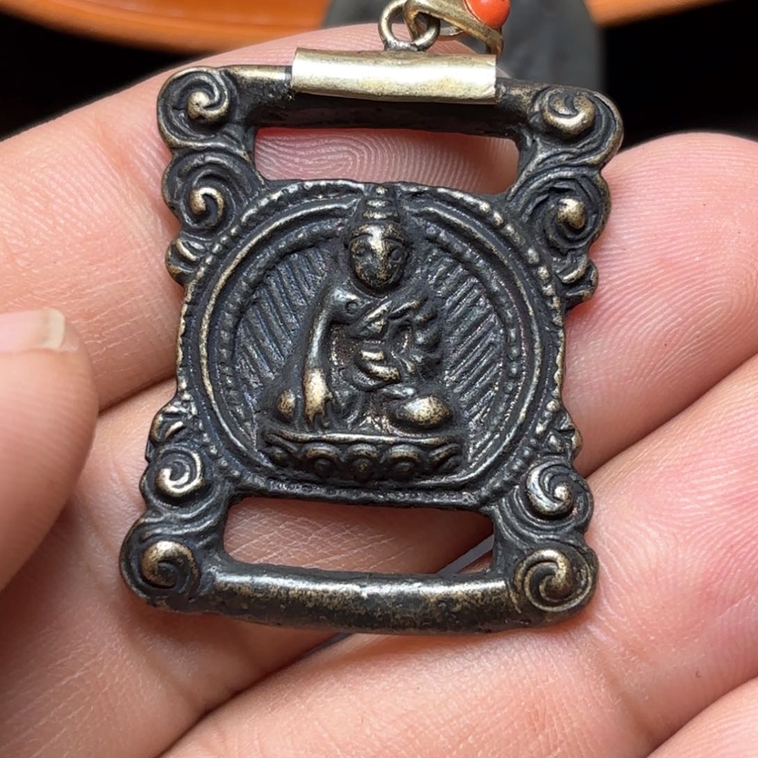 铜星月菩提吊坠项链