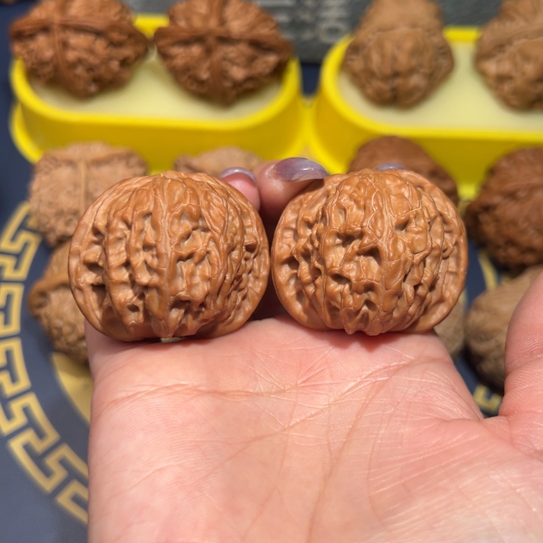 文玩核桃把件山地磨40