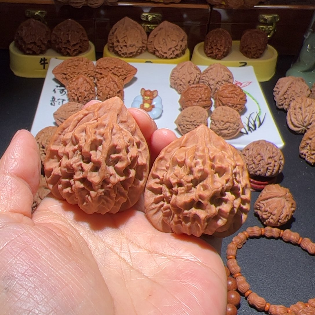 文玩核桃把件栈**海帝王