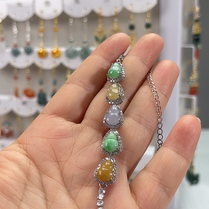 翡翠未镶嵌耳饰手链