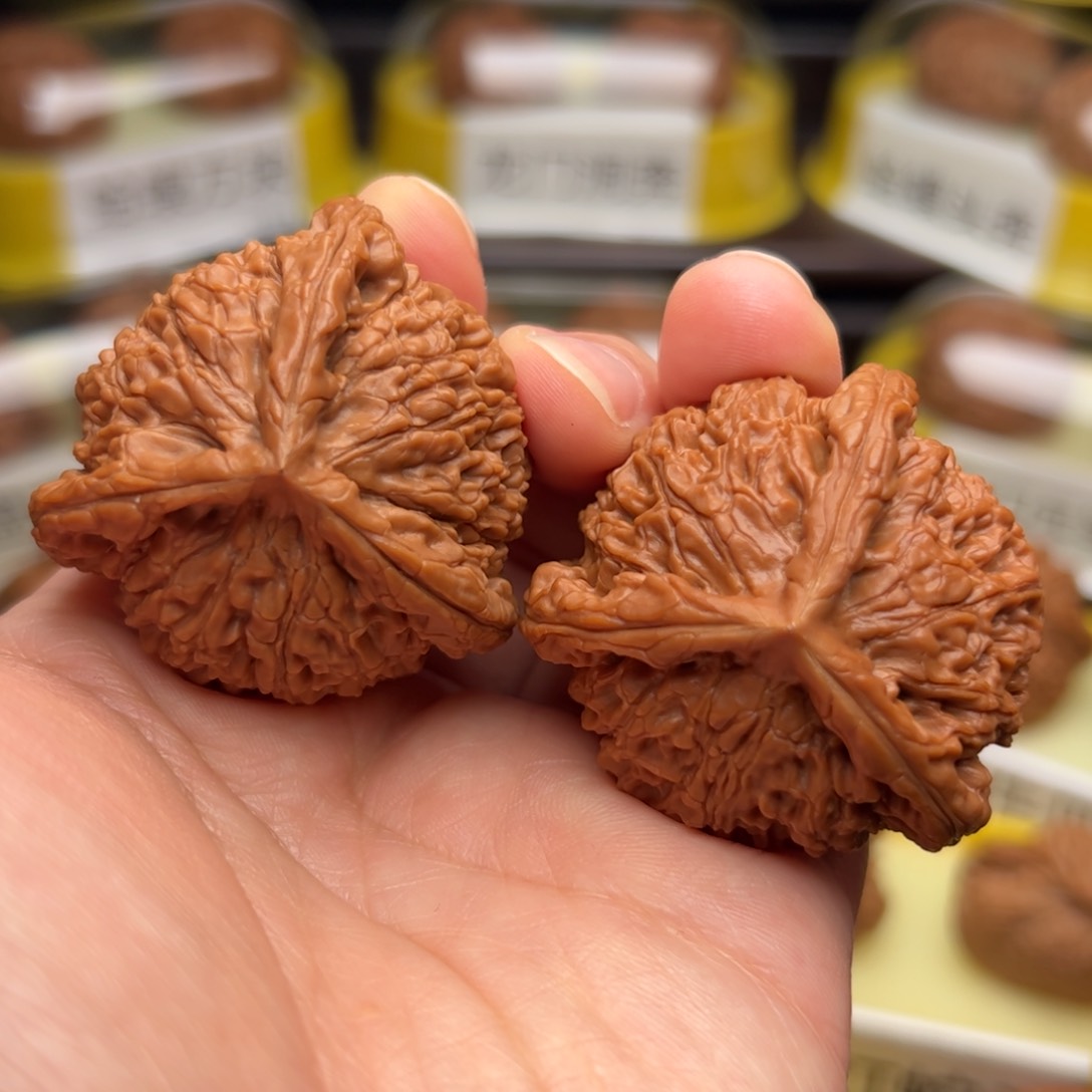 文玩核桃吊坠水龙