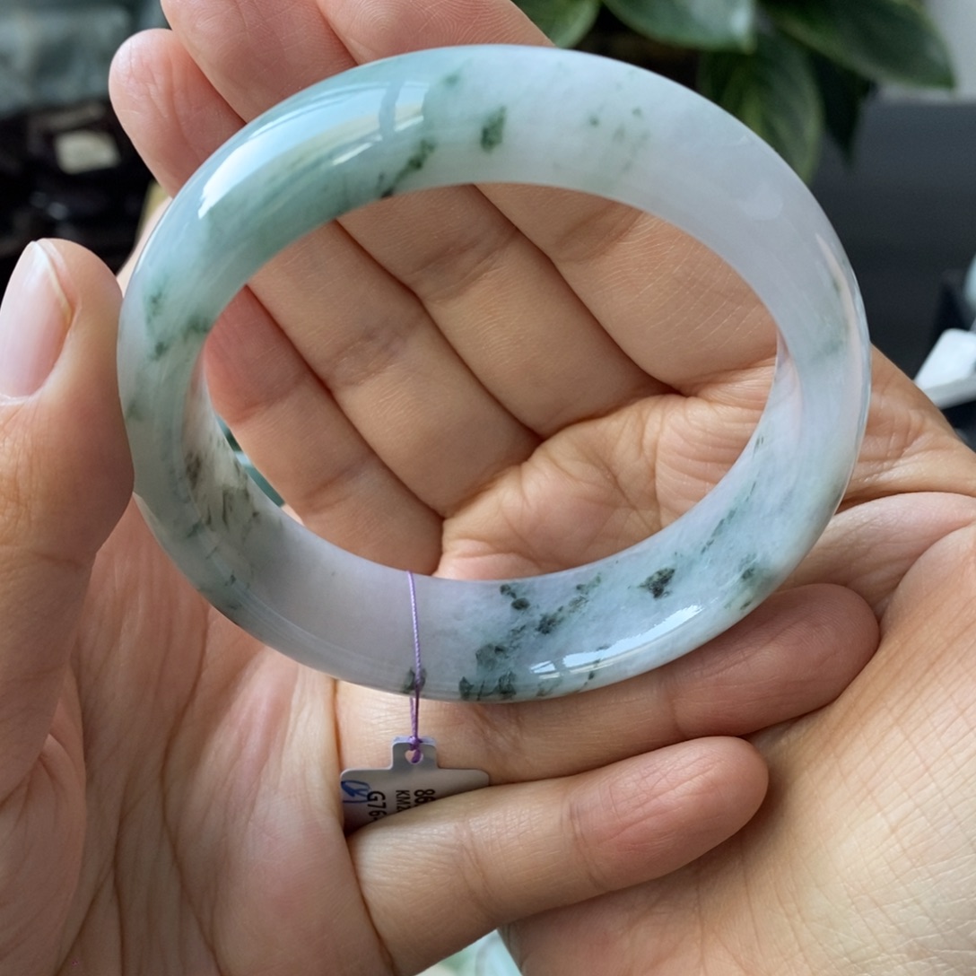 翡翠未镶嵌手镯天然