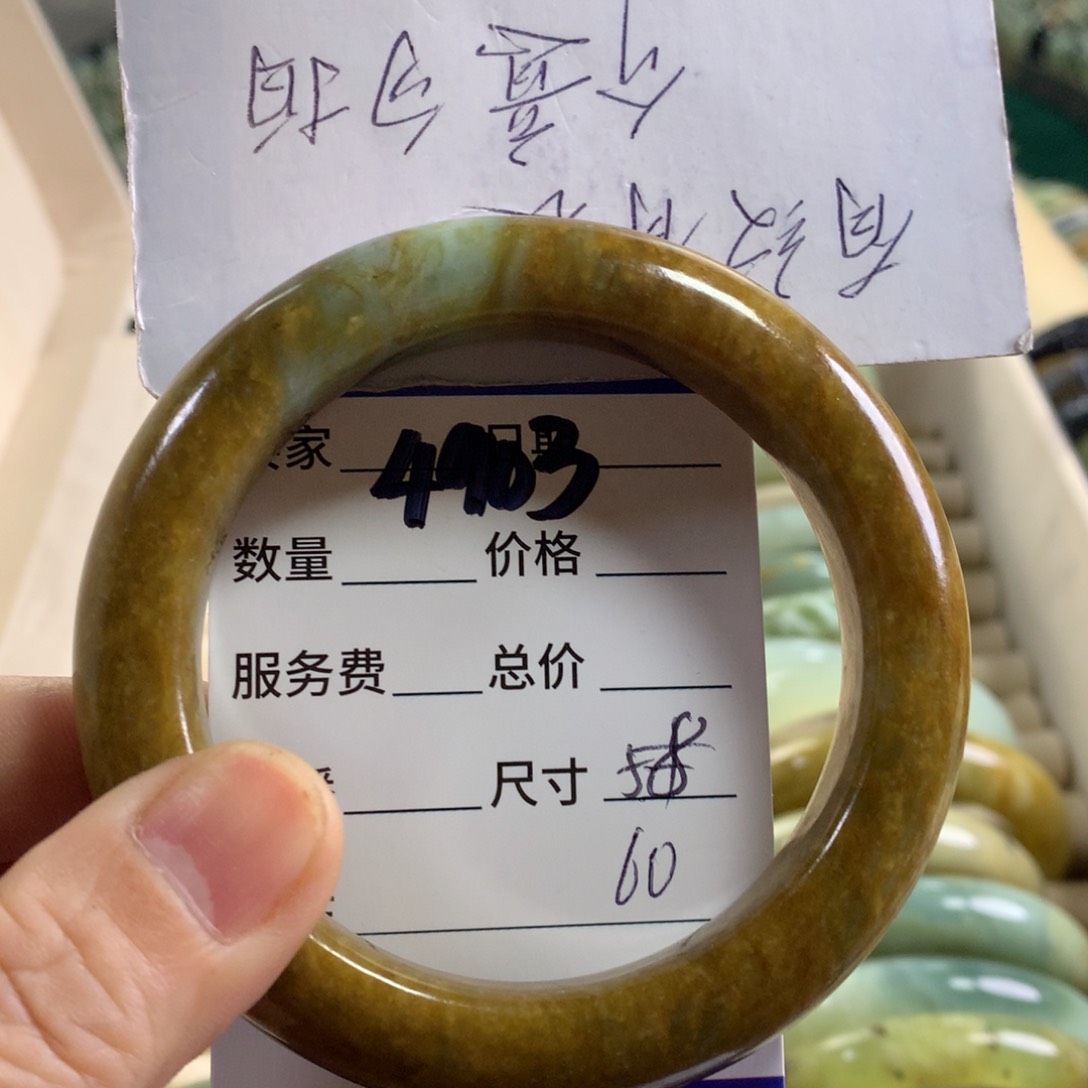 未镶嵌蛇纹石玉手镯4903