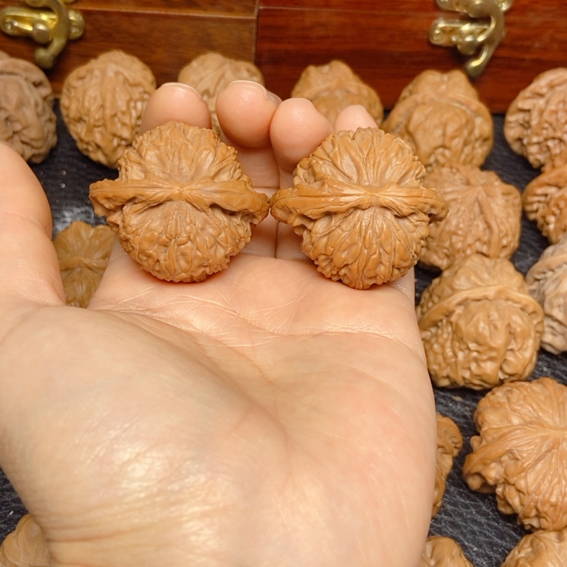 【闪购商品】吊坠文玩核桃K*.白狮子39