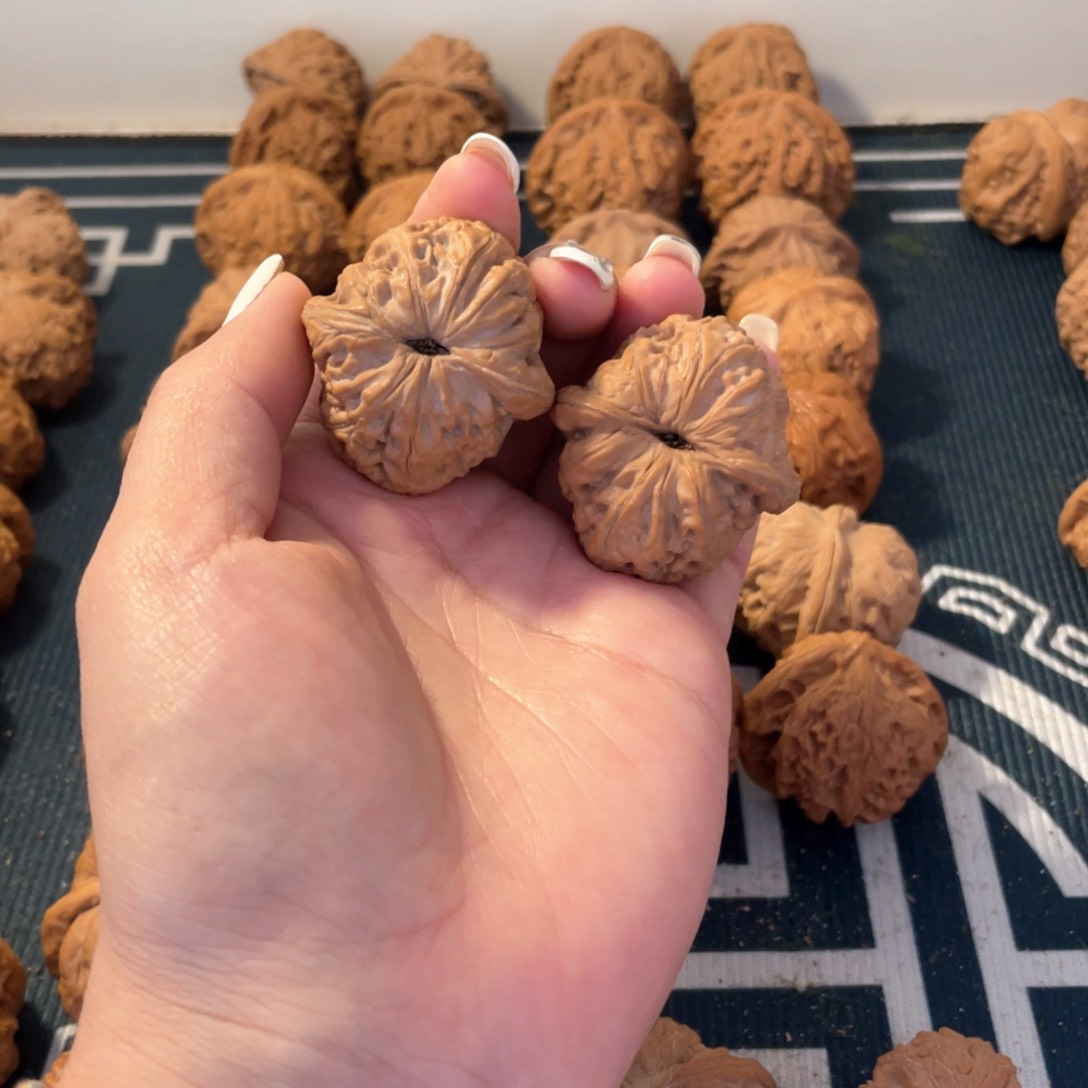 文玩核桃吊坠小*元宝41