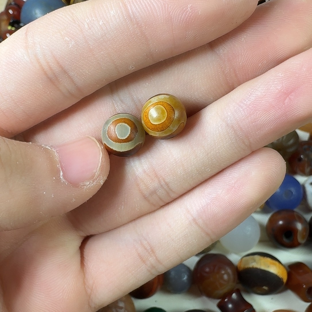 玛瑙/玉髓未镶嵌纯天然玛瑙珠子