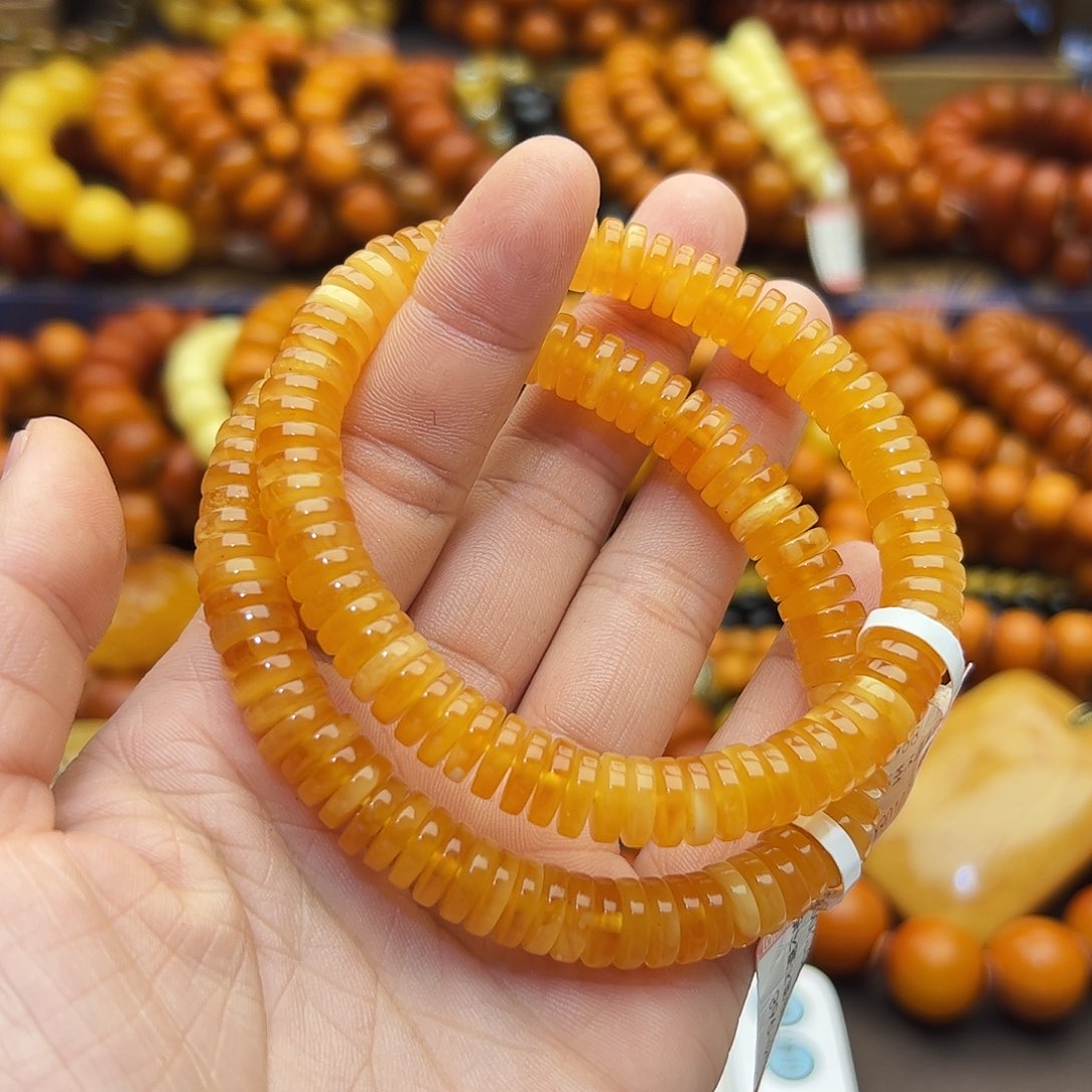 琥珀未镶嵌手链多样性发其一