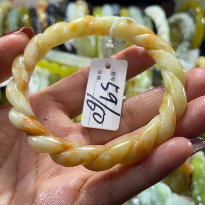 岫玉未镶嵌手镯59.60