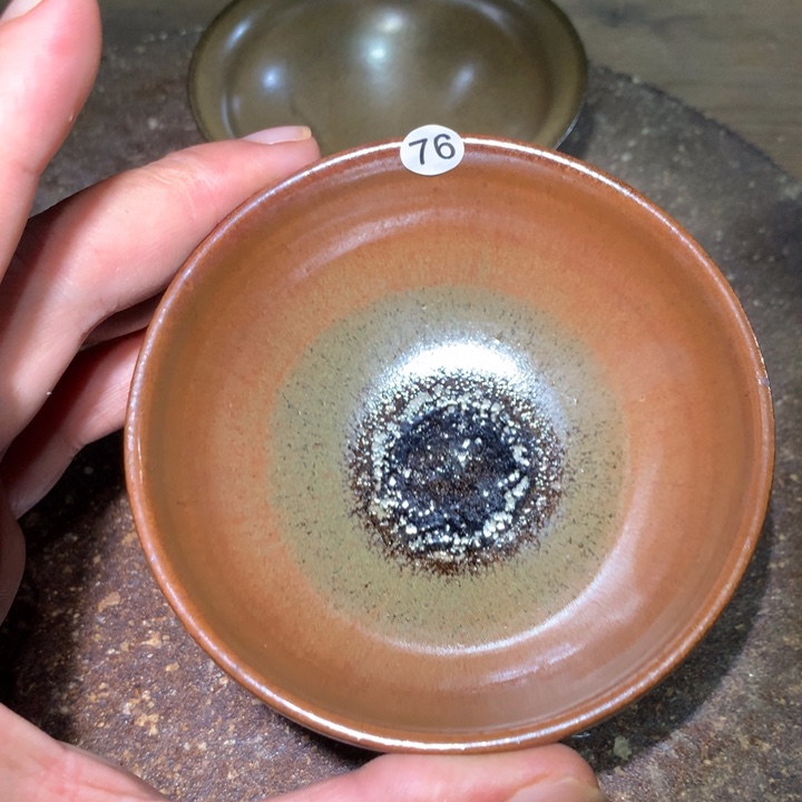 茶盏细看这支公屏上说76