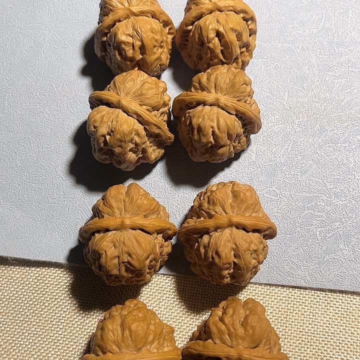 文玩核桃把件58一对蛤蟆头 瑕疵