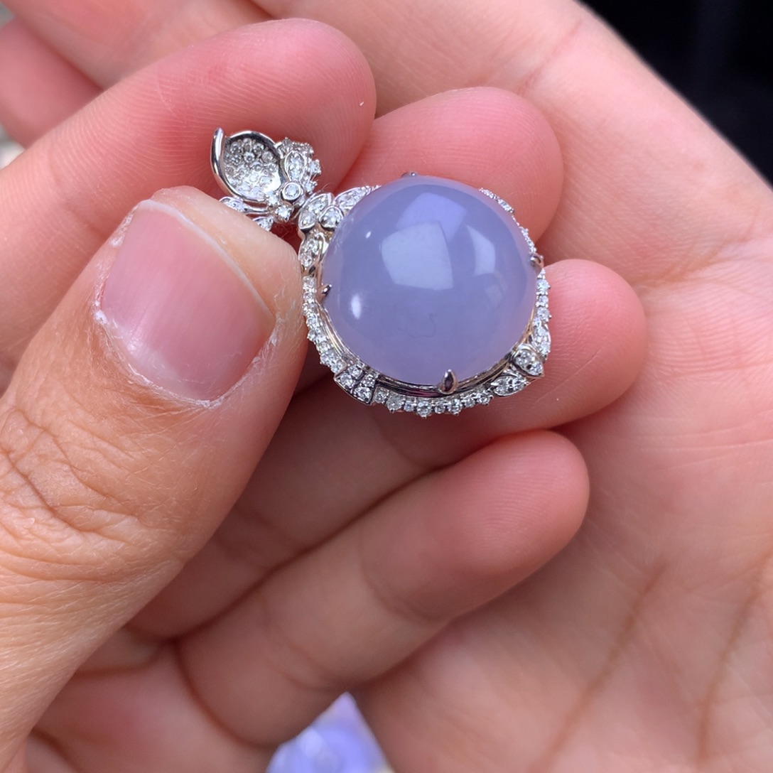 翡翠吊坠(不含链)18K金镶嵌