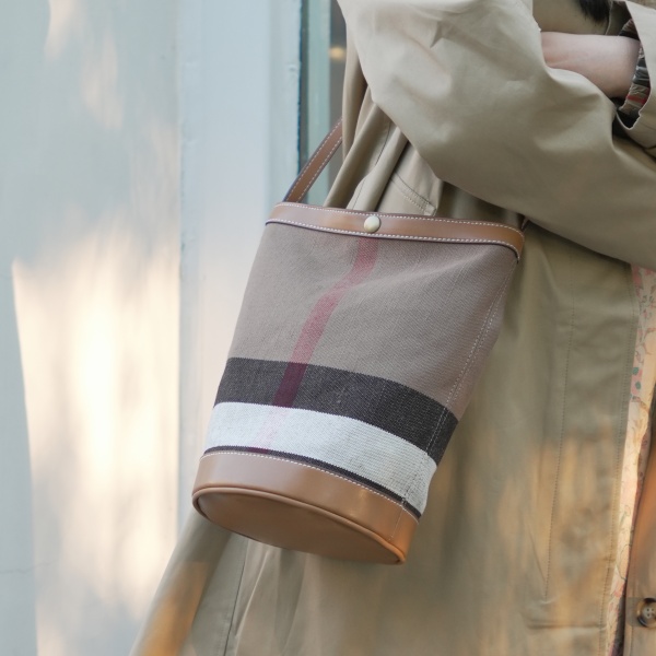 【晚秋】松弛感黄麻水桶包