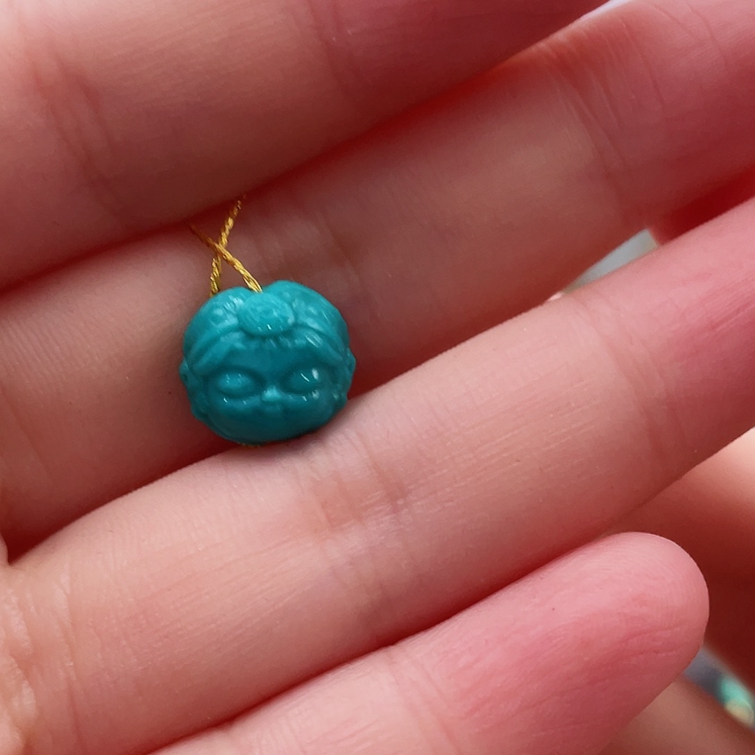 绿松石颈饰未镶嵌