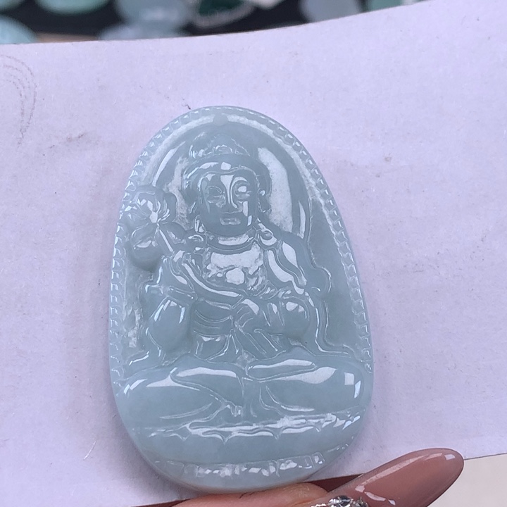 颈饰未镶嵌翡翠大势至