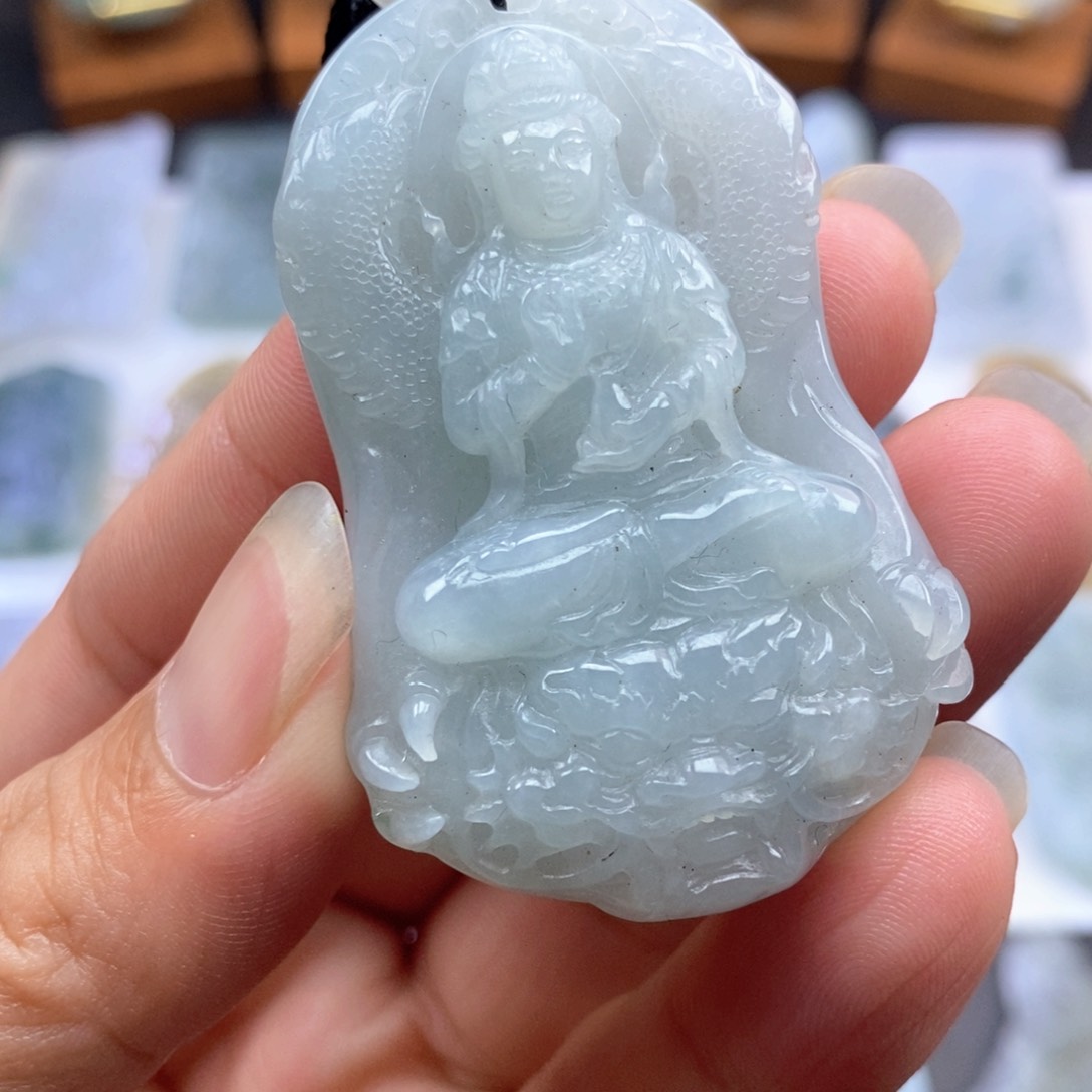 定制翡翠未镶嵌玉龙观音