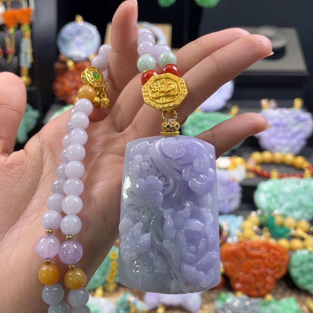 翡翠颈饰未镶嵌代编织