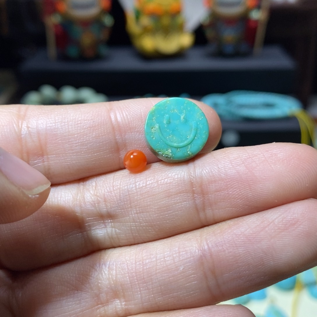 南红玛瑙配饰未镶嵌