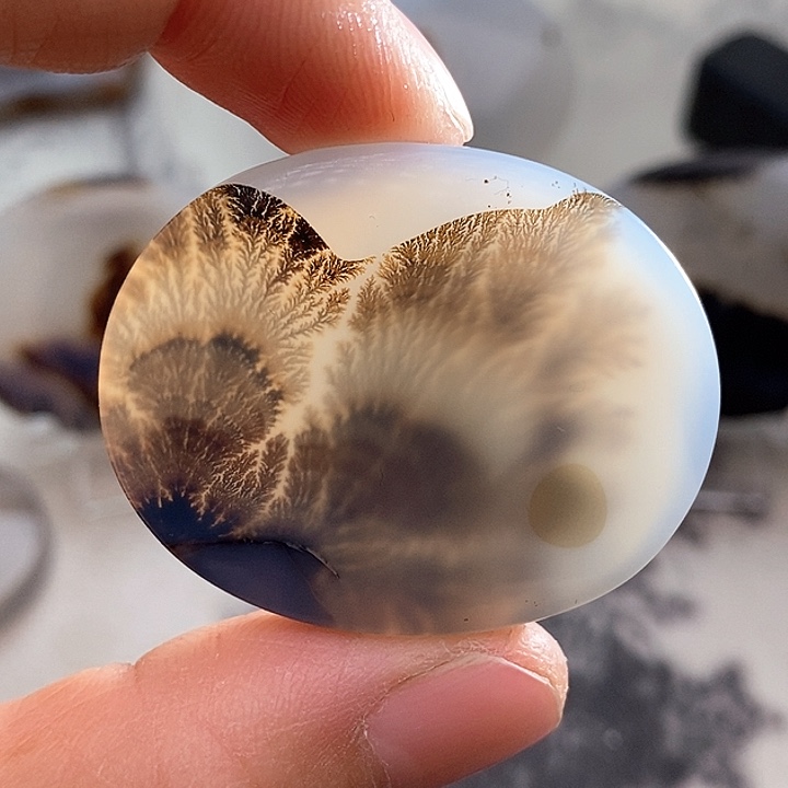 玛瑙/玉髓颈饰未镶嵌