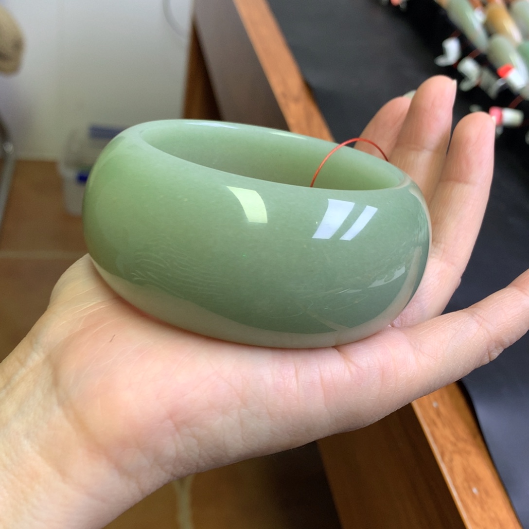 石英质玉未镶嵌手镯