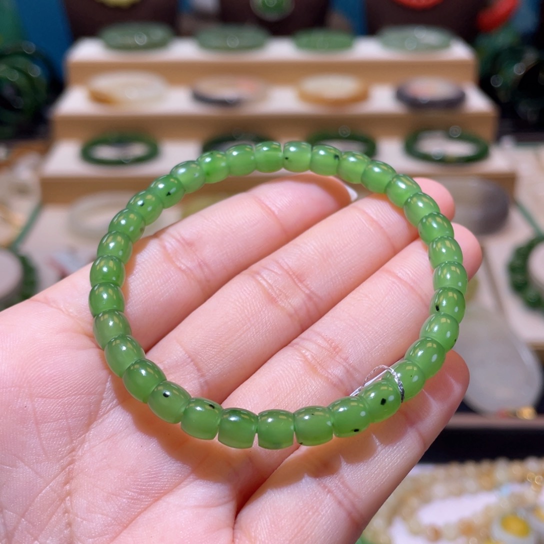 和田玉高品果绿手串未镶嵌