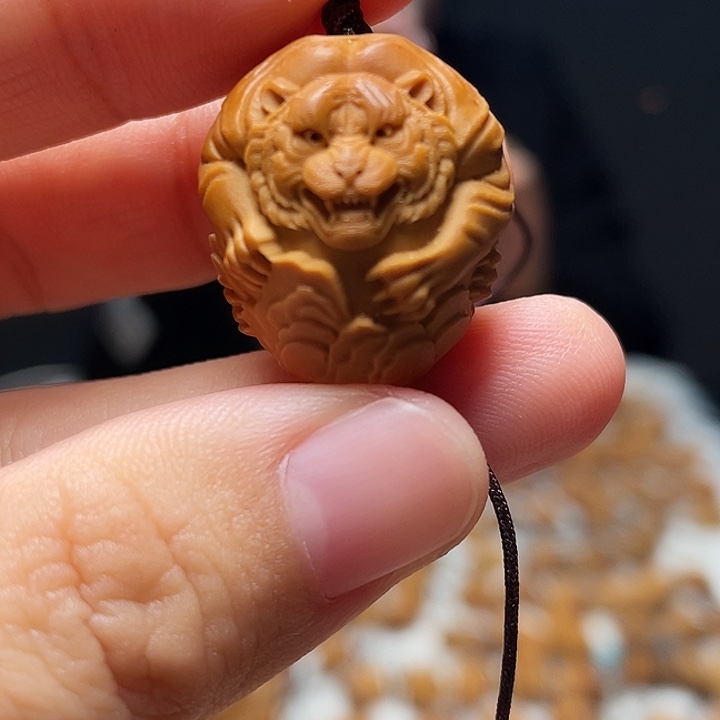 吊坠橄榄核橄榄球