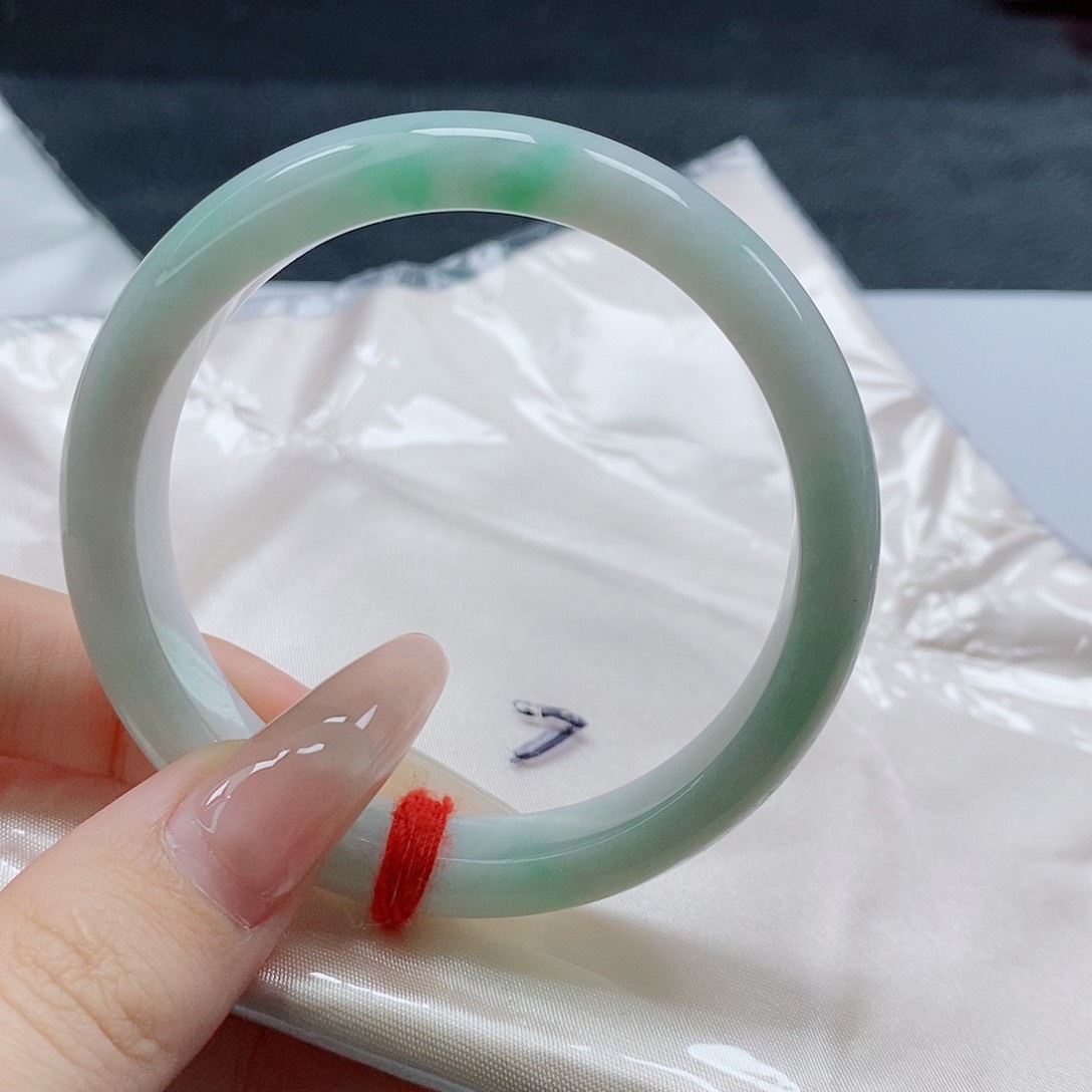 【闪购商品】未镶嵌手镯翡翠491号