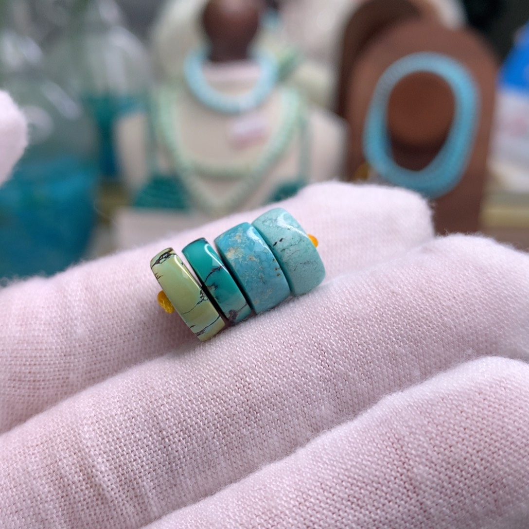 绿松石未镶嵌饰品