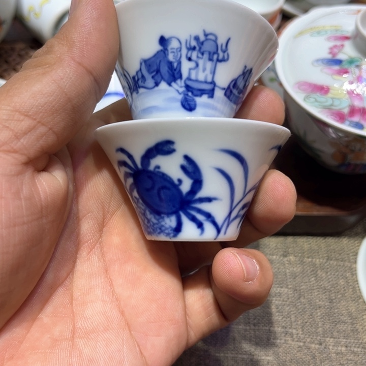 刘*信纯手绘精品盖碗杯