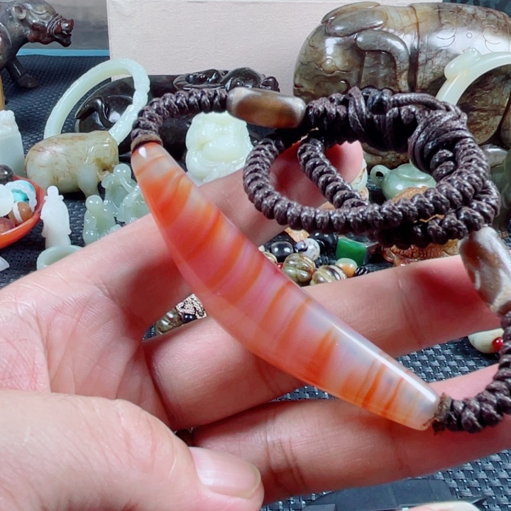 玛瑙/玉髓颈饰未镶嵌