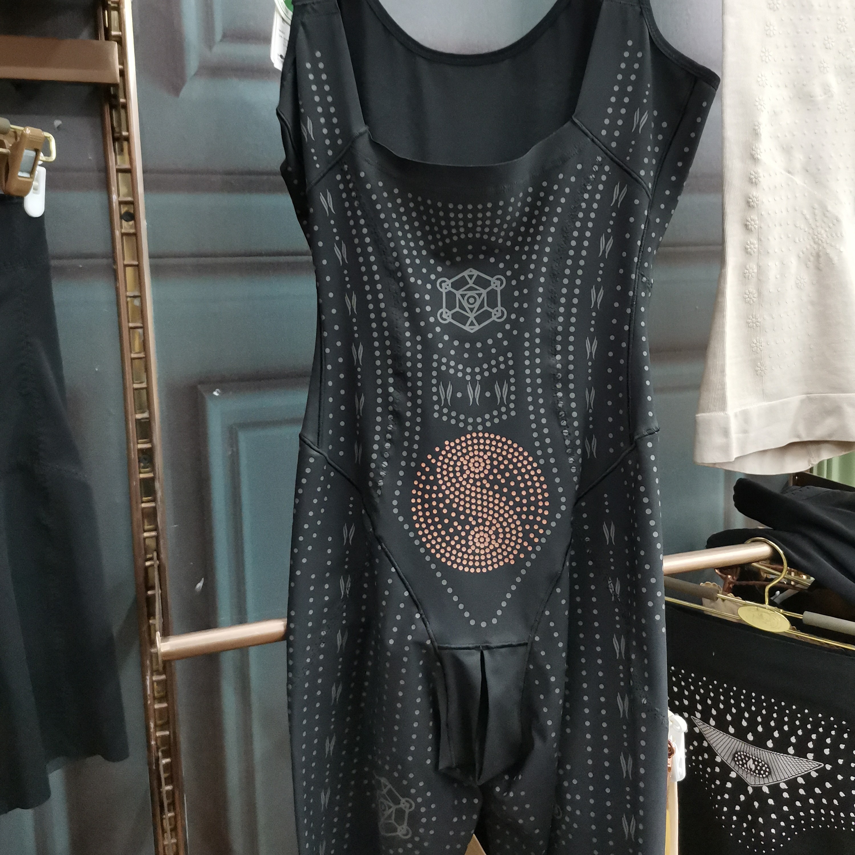 女士平角收腹提臀连体衣29382