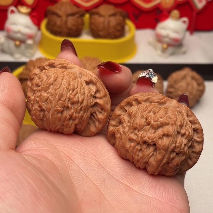 文玩核桃吊坠001白狮子全品44尺