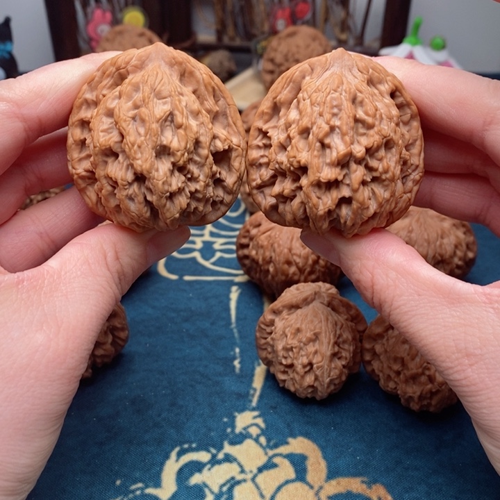 文玩核桃把件麦虎44