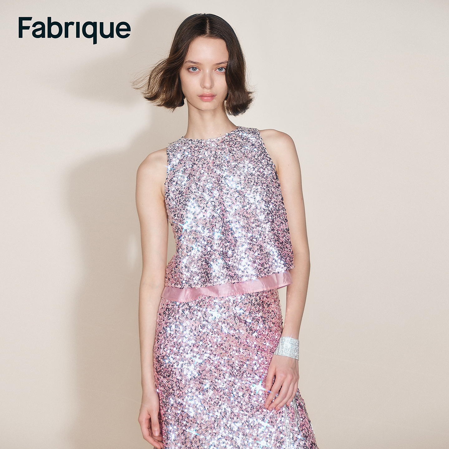 Fabrique Eleanor 桃夭渐变瀑布亮片无袖短款背心