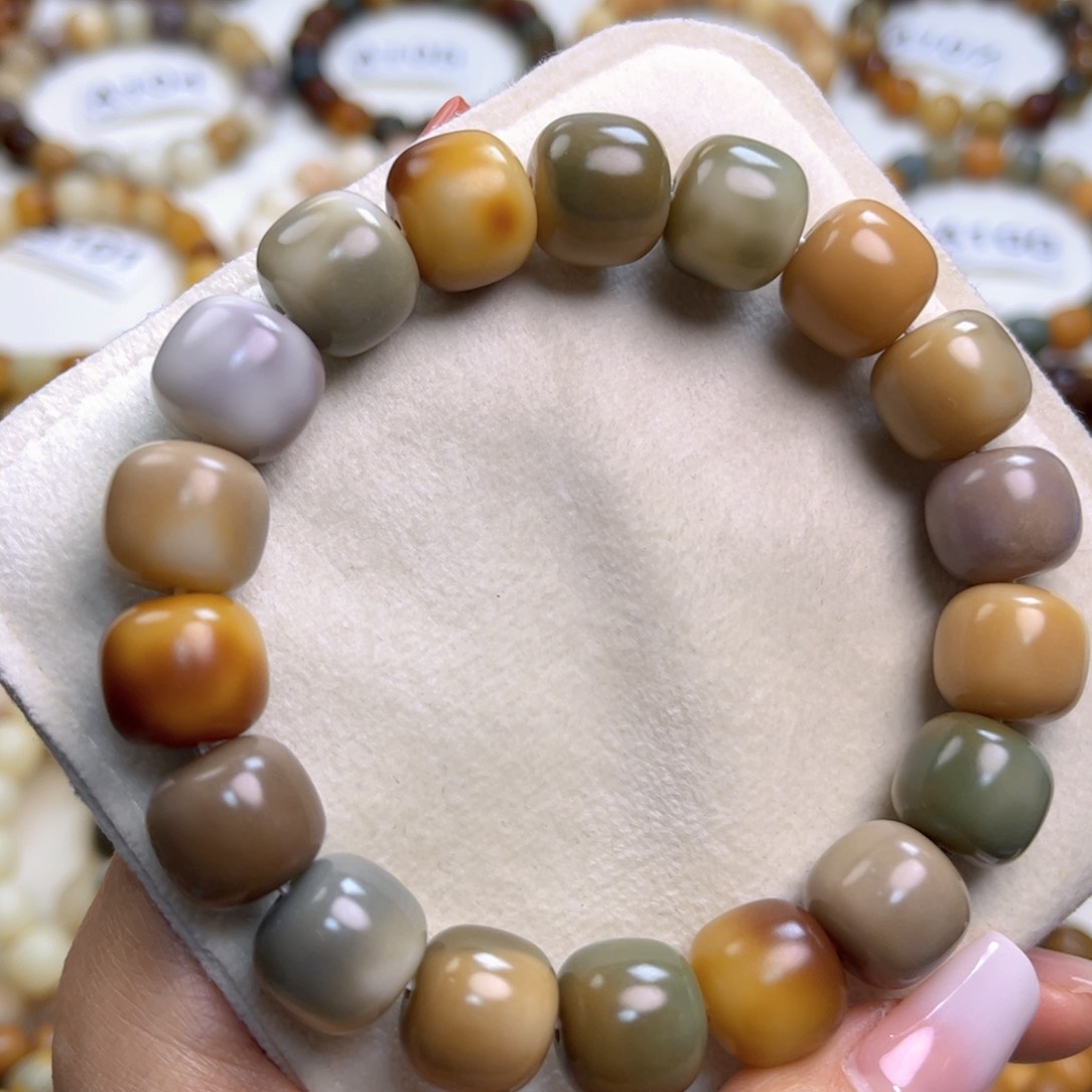 菩提根/象牙果手串辥**?新款莫奈花园