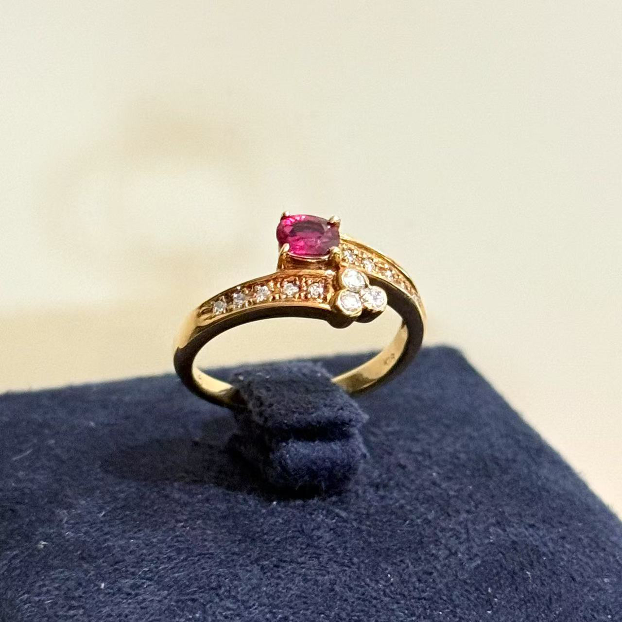 红宝石戒指 18k金 红宝石0.41 钻 石0.16ct