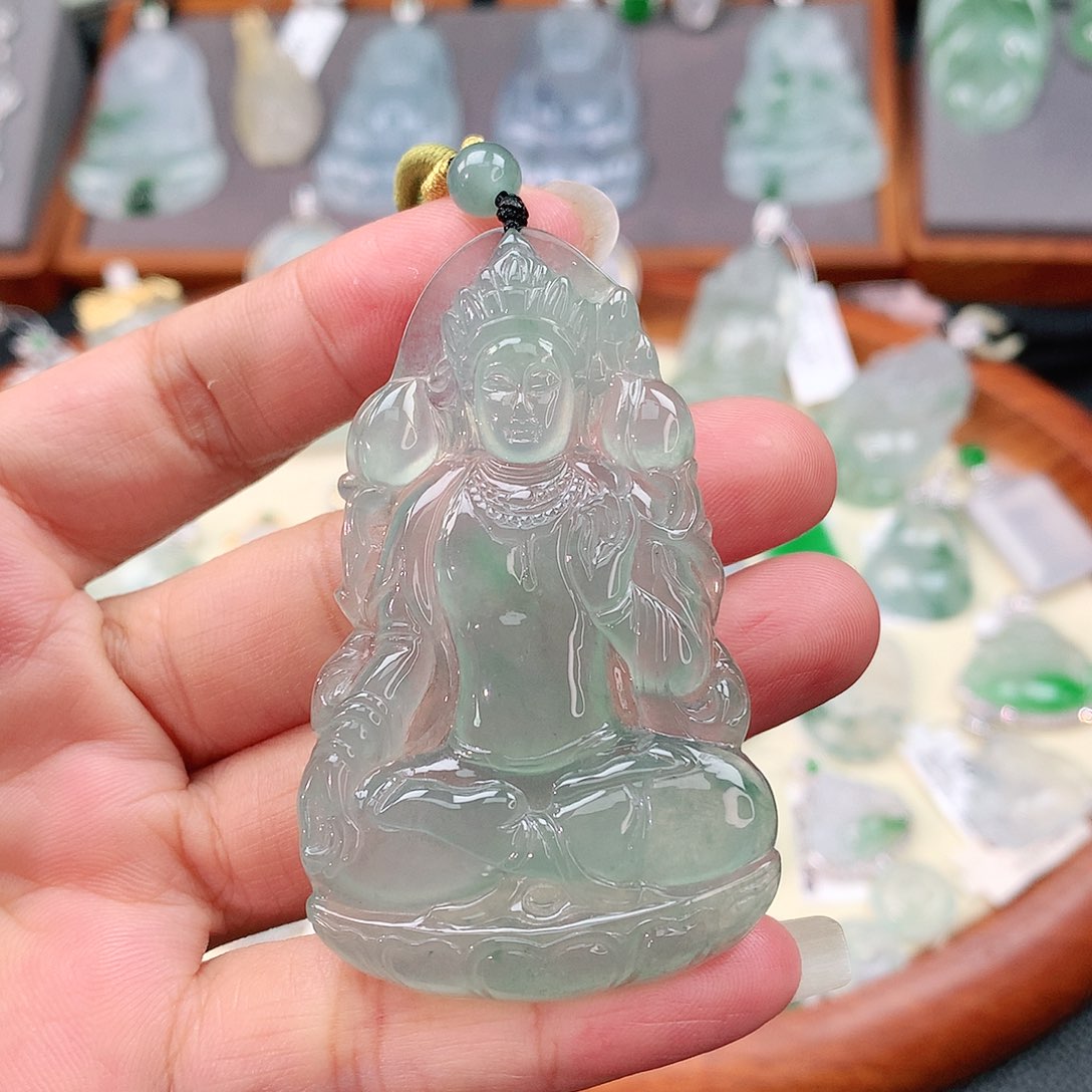 颈饰未镶嵌翡翠度母观音