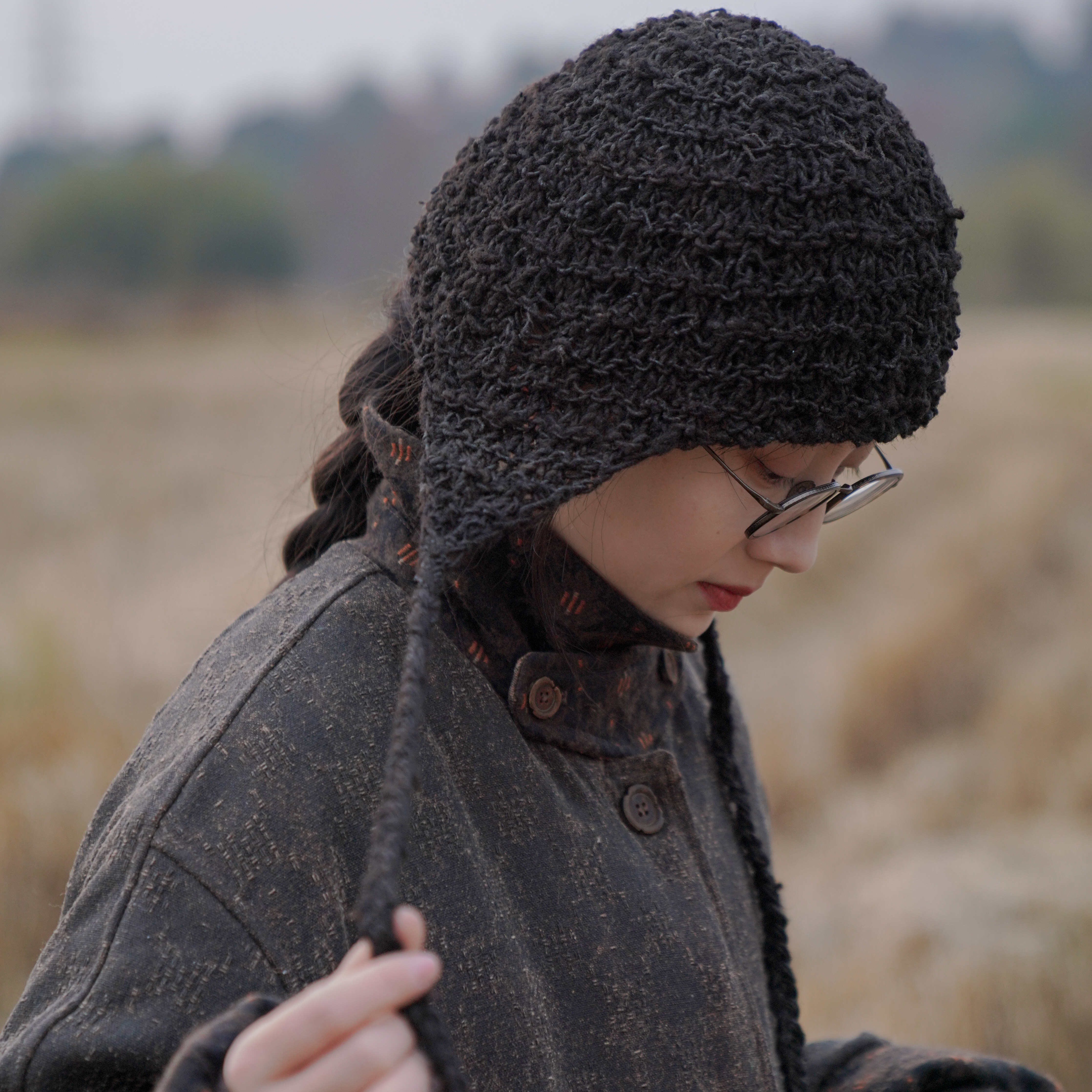 『靑一草木』手工植物染香云纱手捻柞蚕丝钩织文艺诧寂圆顶包头帽