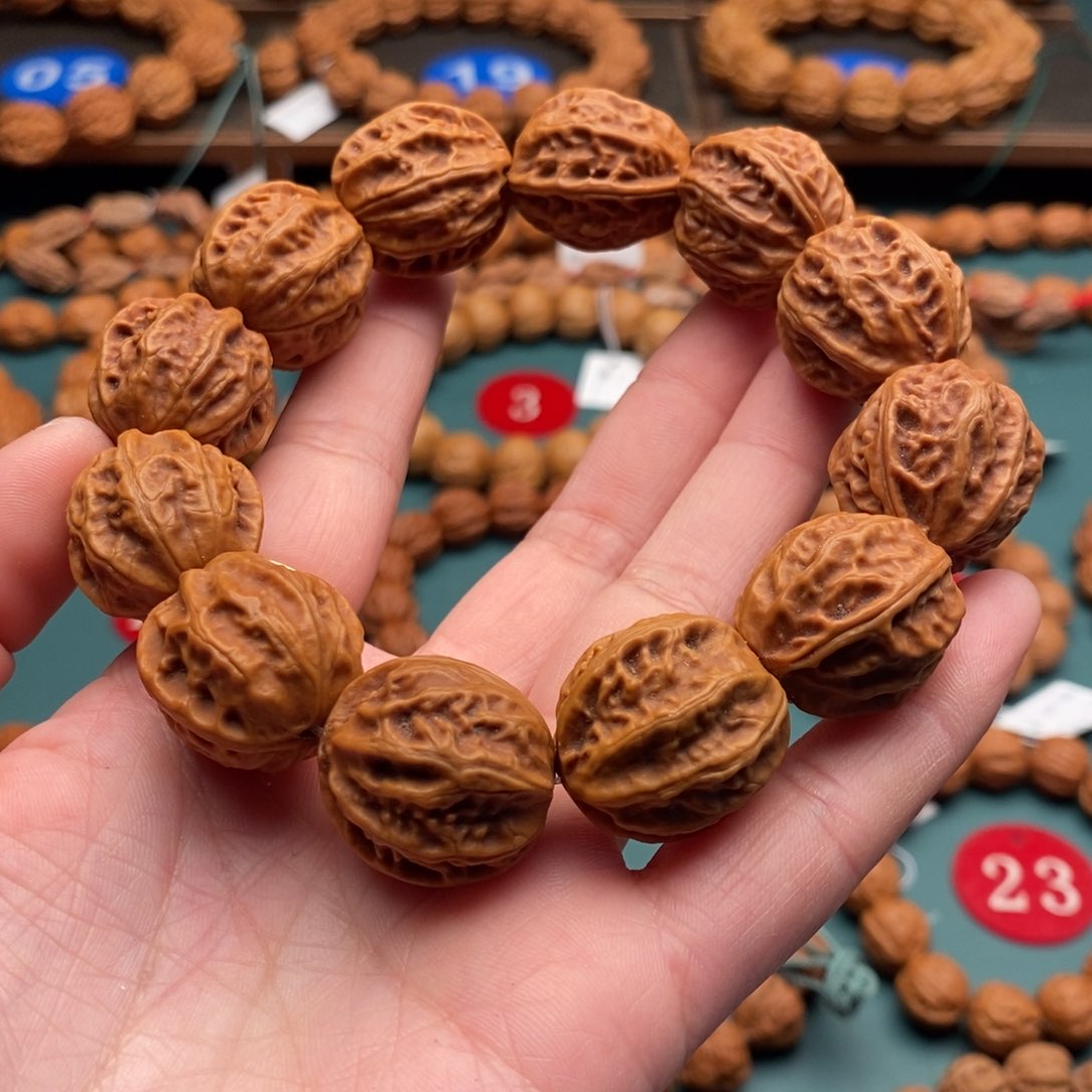 文玩核桃手串22尺寸八棱