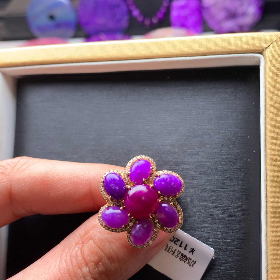 苏纪石（舒俱来）戒指18K金镶嵌