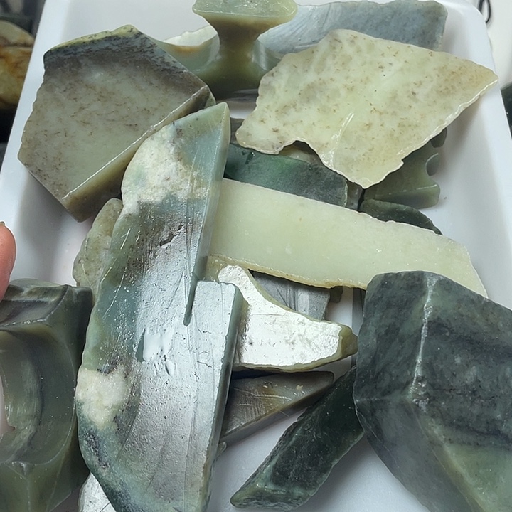 和田玉未镶嵌珠宝半成品