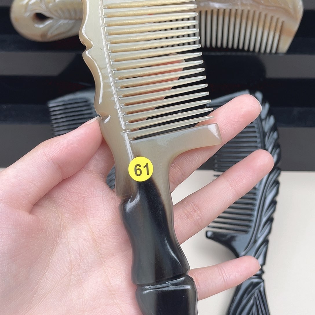 纯手工制作的牛角梳61漠*