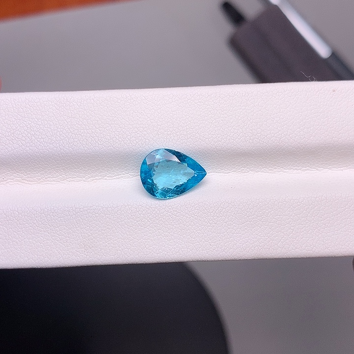 磷灰石水滴未镶嵌磷灰石3.33克拉未镶嵌