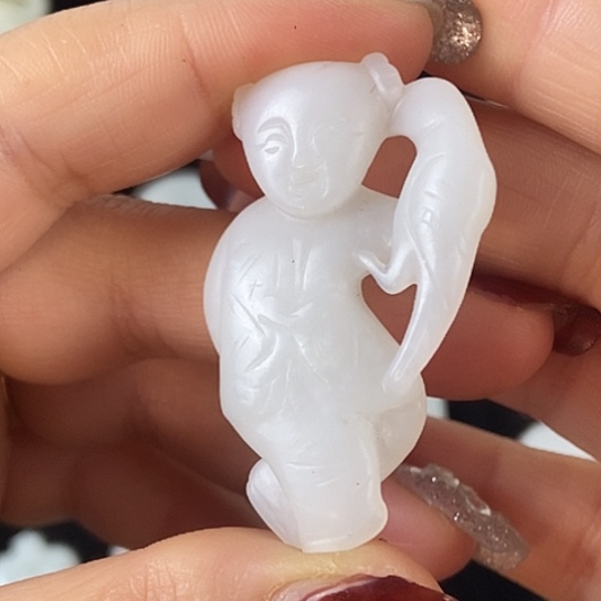 和田玉（糖玉）未镶嵌挂件